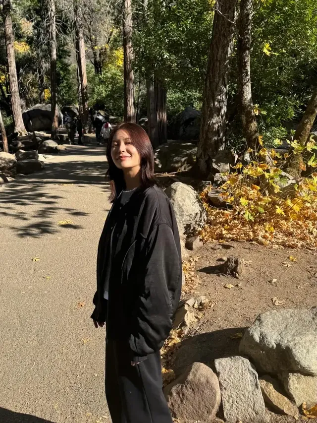 /사진=정유진, 겨울 데님 스타일링 공개…일상 속 패션 제안