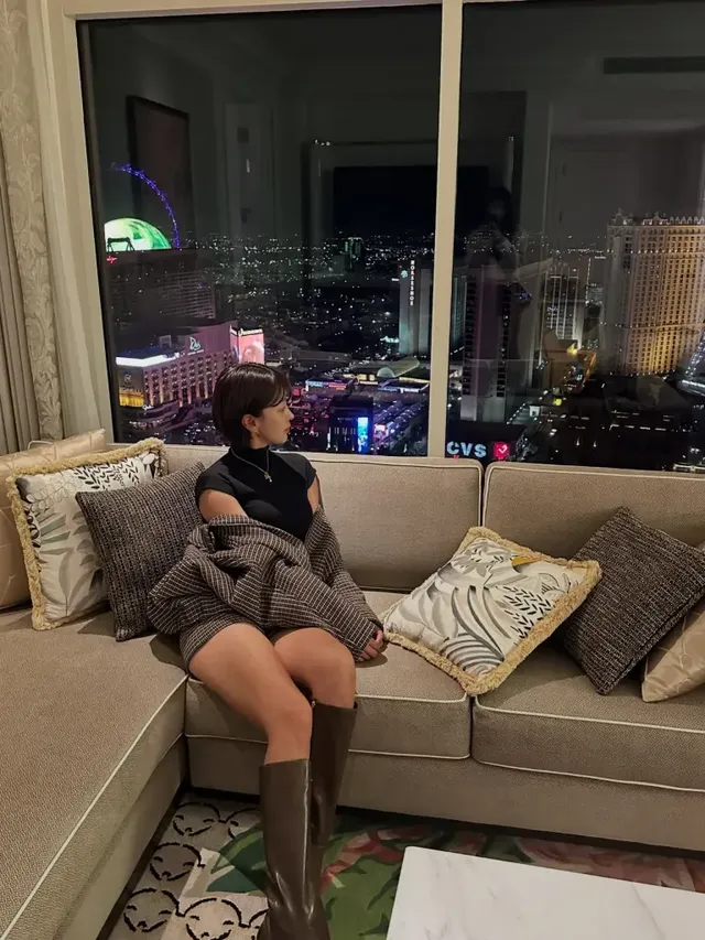 /사진=고원희, 라스베이거스서 체크 미니멀룩 선보여