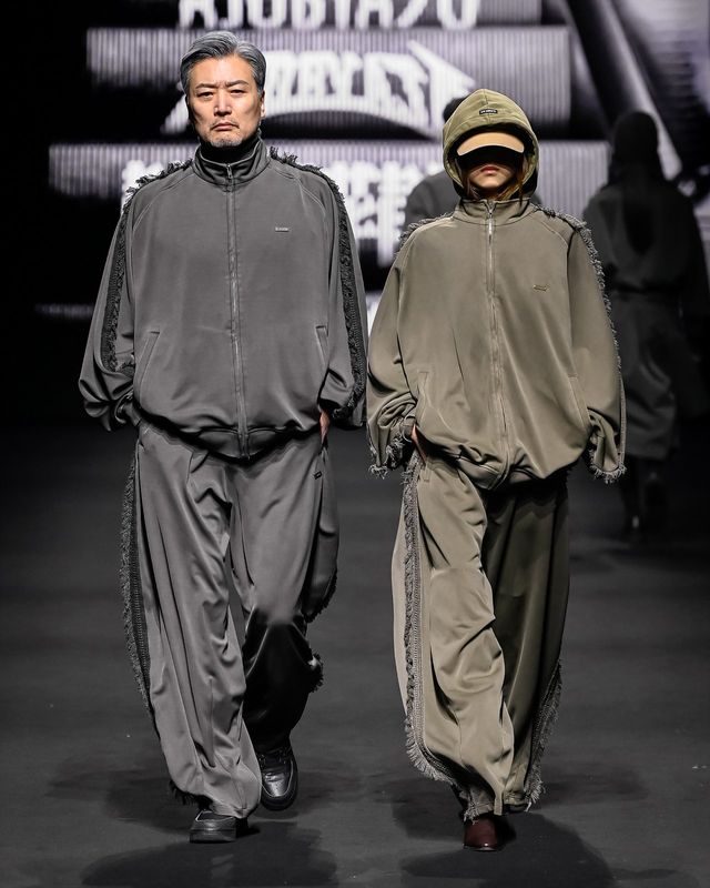 /사진=아조바이아조(AJOBYAJO)