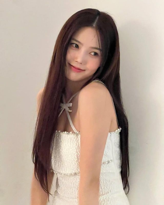 /사진=오마이걸 효정 인스타그램