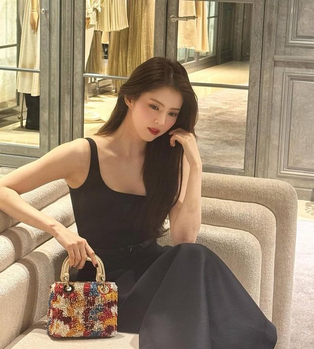 /사진=한소희 인스타그램