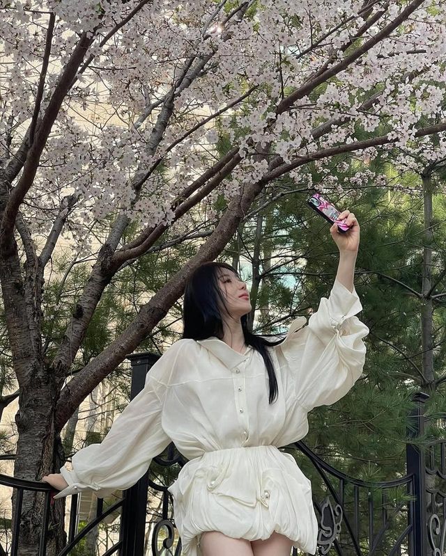 /사진=이채연 인스타그램