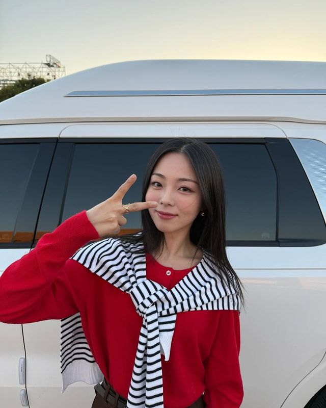 /사진=가수 흰 인스타그램