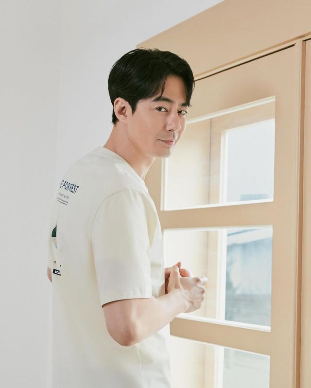 /사진=조인성 인스타그램