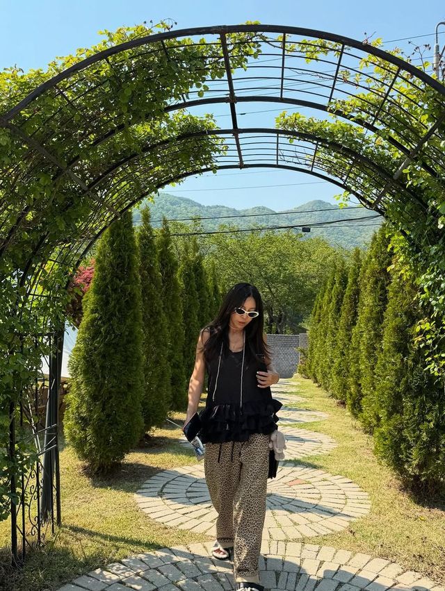 /사진=황신혜 인스타그램