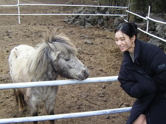 /사진=안은진 인스타그램