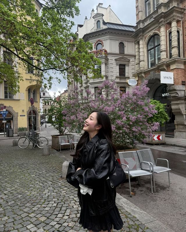 /사진=윤채경 인스타그램