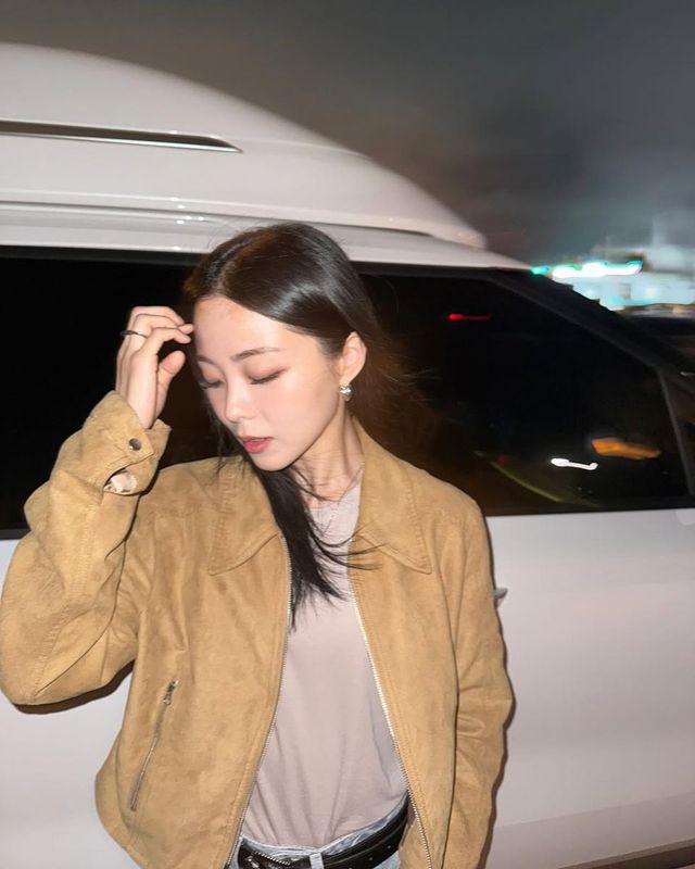 /사진=가수 흰 인스타그램