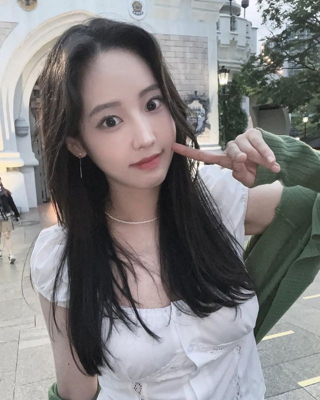 /사진=육지담 인스타그램