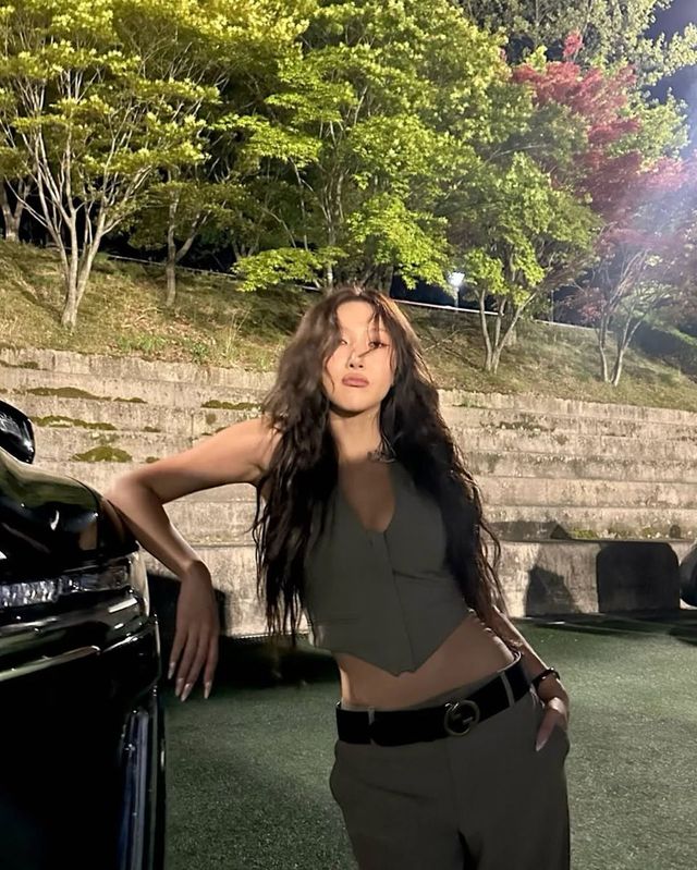 /사진=화사 인스타그램