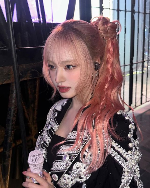 /사진=아이브 리즈 인스타그램