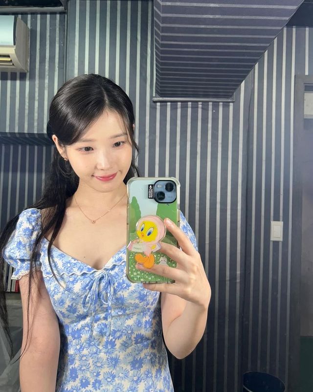 /사진=아이유 인스타그램