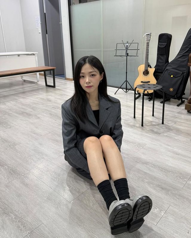 /사진=가수 흰 인스타그램