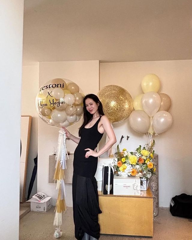 /사진=손예진 인스타그램