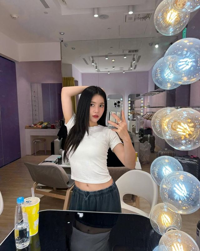 /사진=솔라 마마무 인스타그램