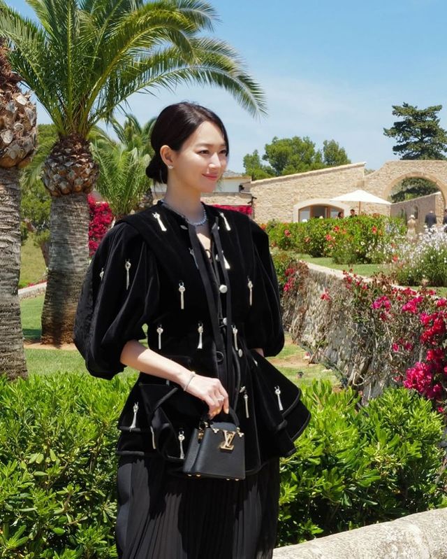 /사진=신민아 인스타그램