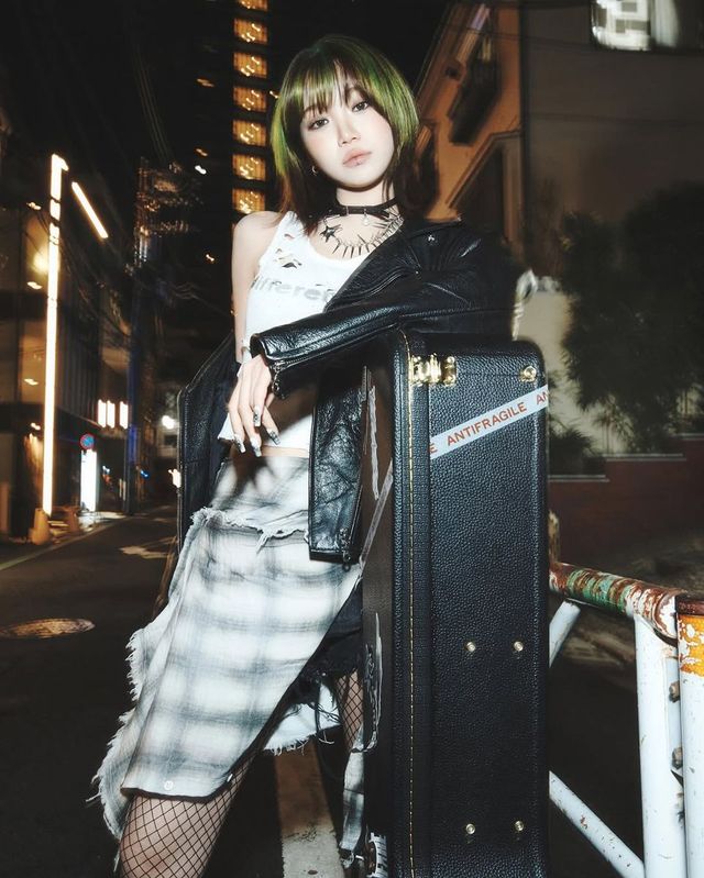 /사진=르세라핌 인스타그램