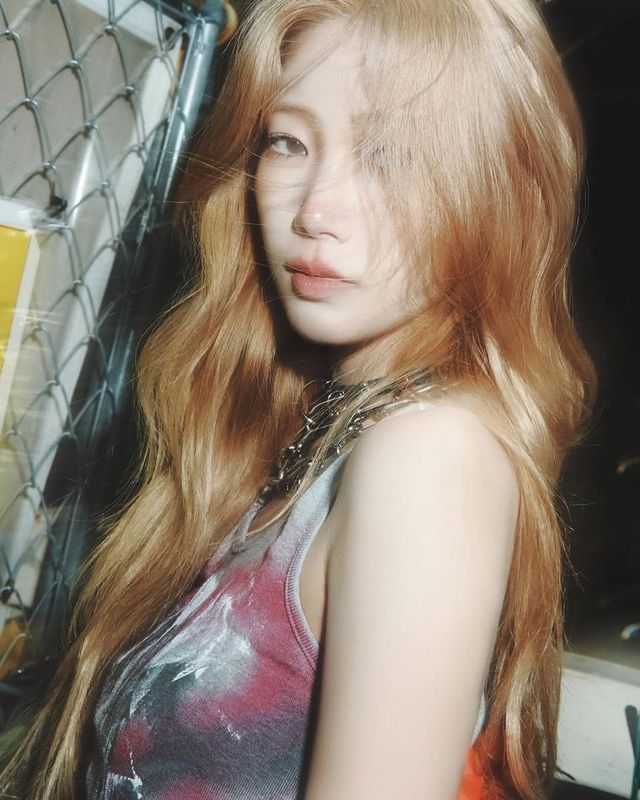 /사진=르세라핌 인스타그램