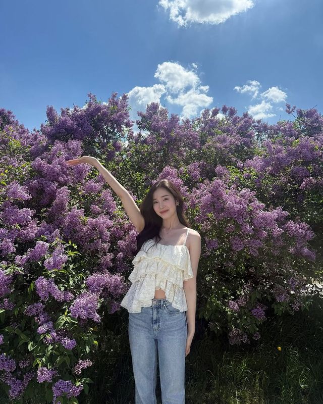 /사진=윤채경 인스타그램