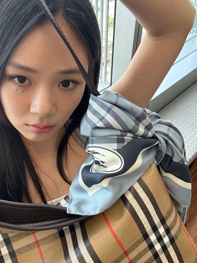 /사진=비비 인스타그램