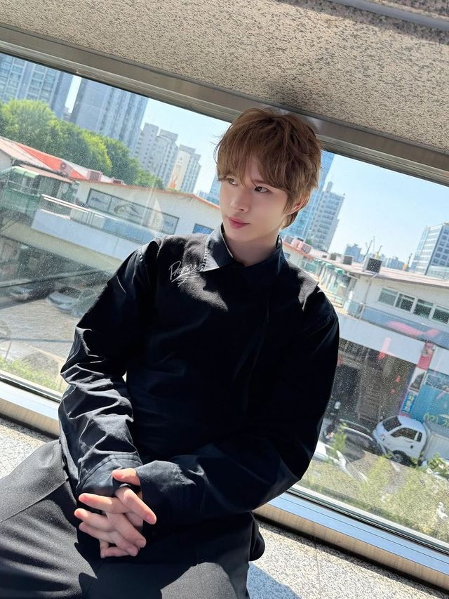 /사진=투어스 인스타그램