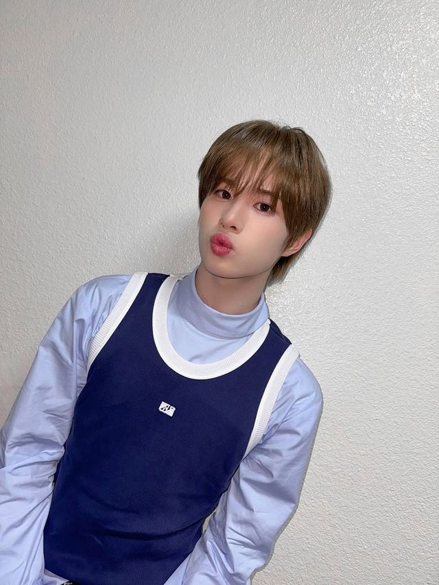 /사진=투어스 인스타그램