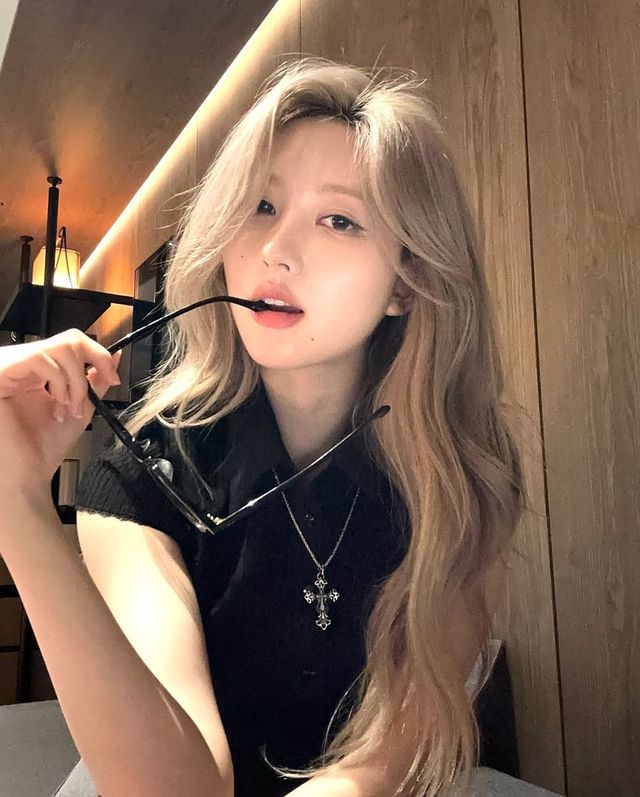 /사진=아이브 가을 인스타그램