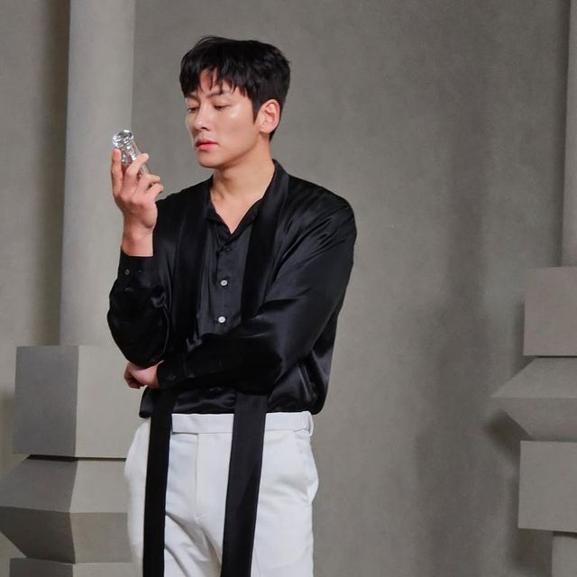 /사진=지창욱 인스타그램