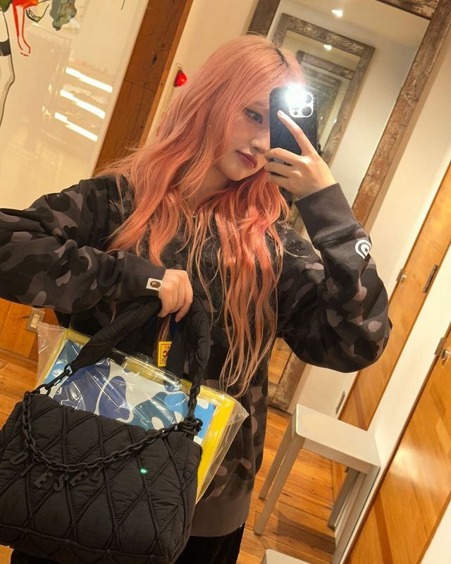 /사진=아이브 리즈 인스타그램