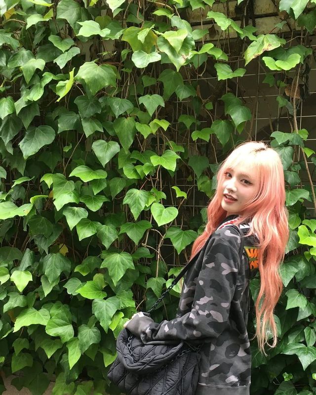 /사진=아이브 리즈 인스타그램