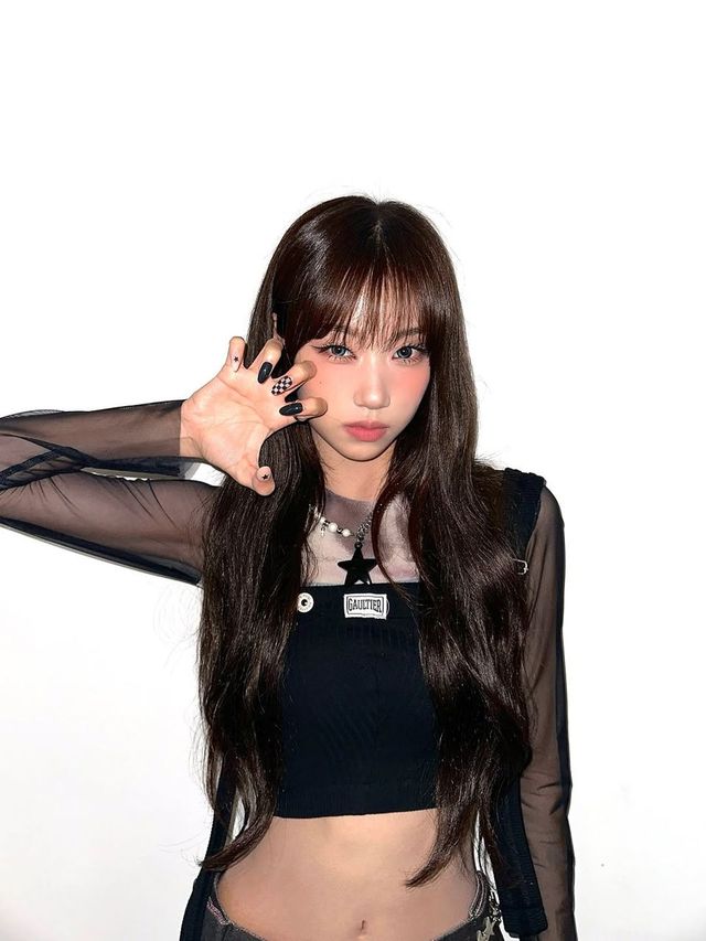 /사진=이즈나 인스타그램