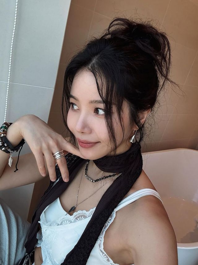 /사진=솔라 마마무 인스타그램