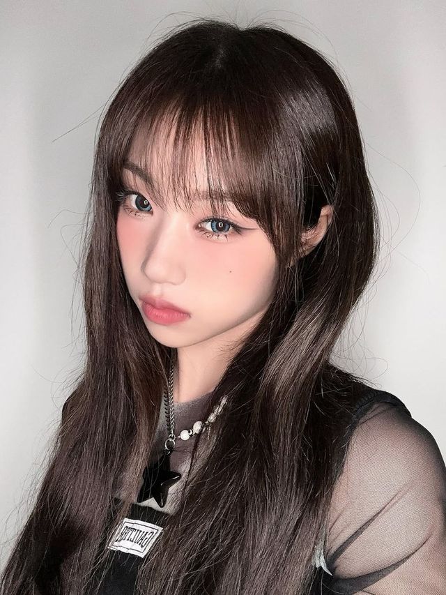 /사진=이즈나 인스타그램