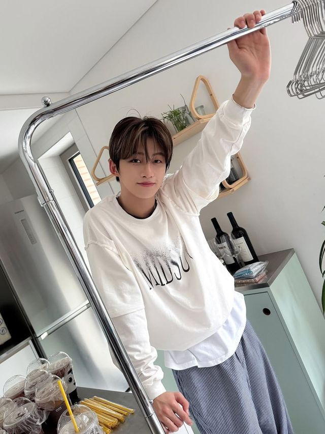 /사진=투어스 인스타그램