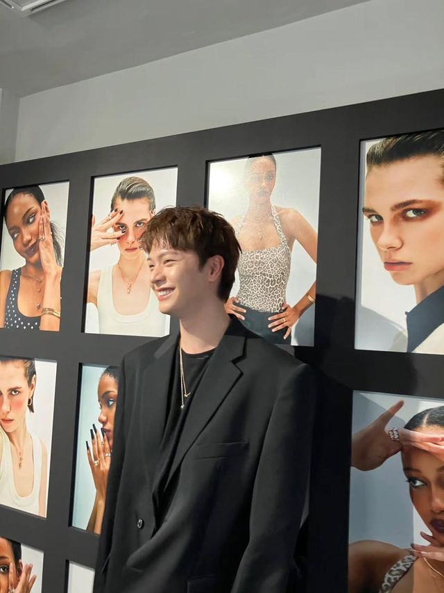 /사진=육성재 인스타그램