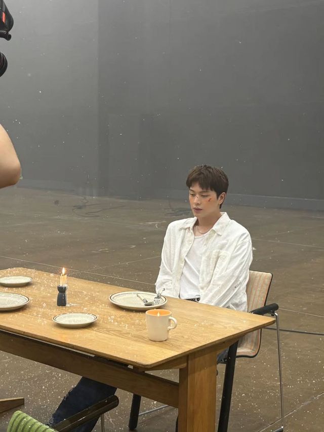 /사진=육성재 인스타그램