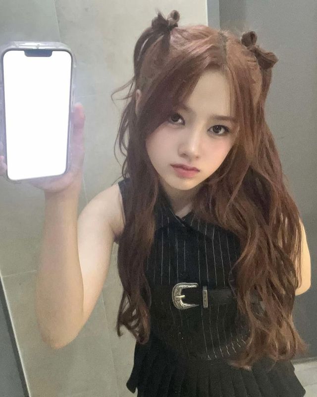 /사진=유니스 인스타그램