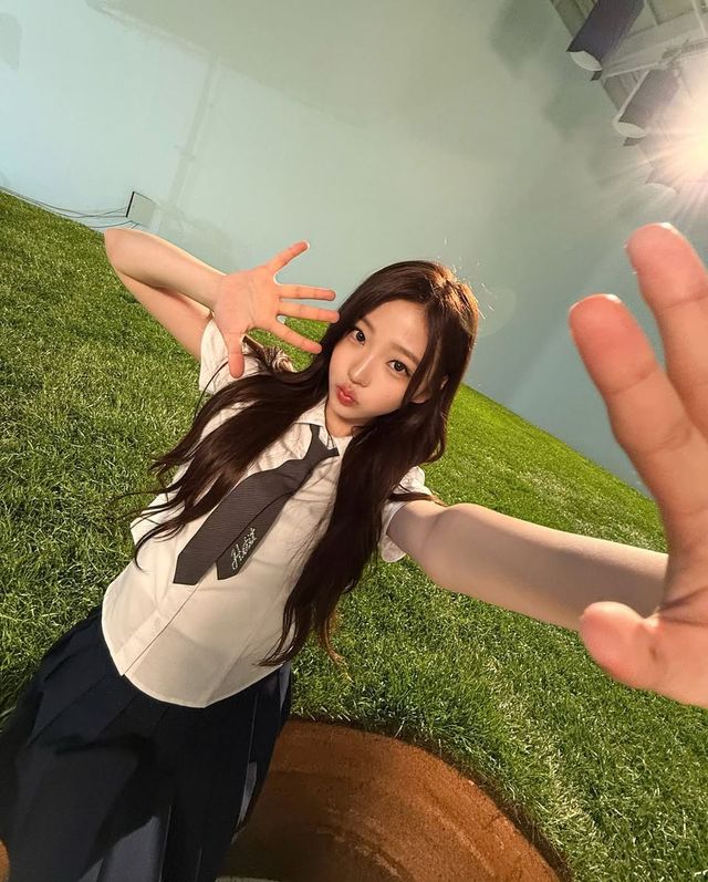 /사진=하츠투하츠 인스타그램