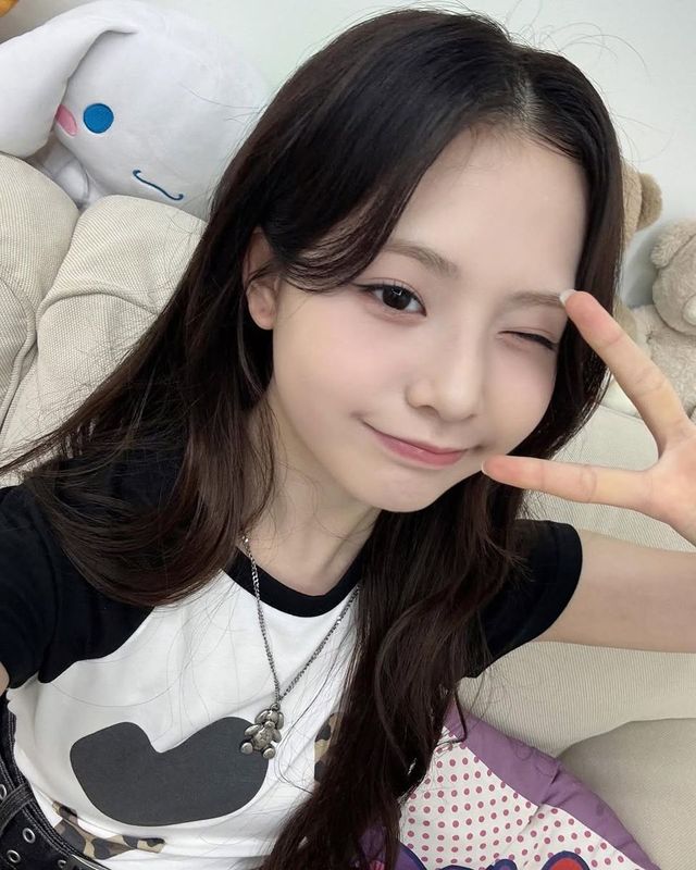 /사진=유니스 인스타그램