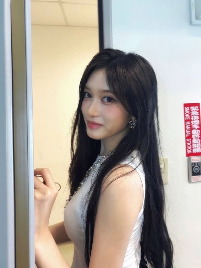 /사진=아이브 이서 인스타그램