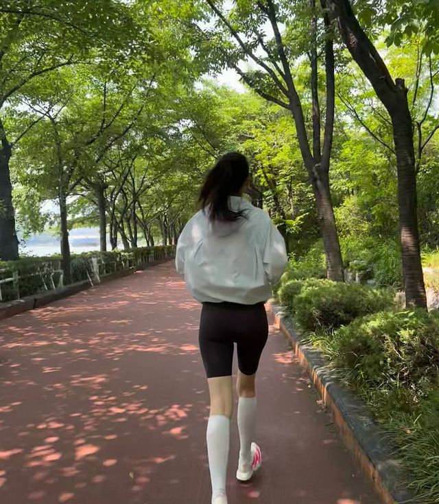 /사진=김진경 모델 인스타그램