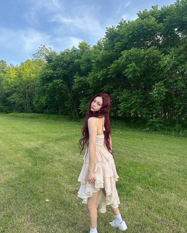 /사진=엄지 인스타그램