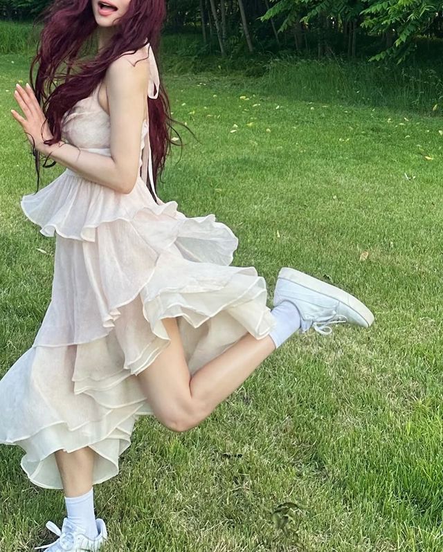 /사진=엄지 인스타그램