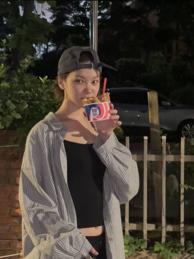 /사진=르세라핌 김채원 인스타그램