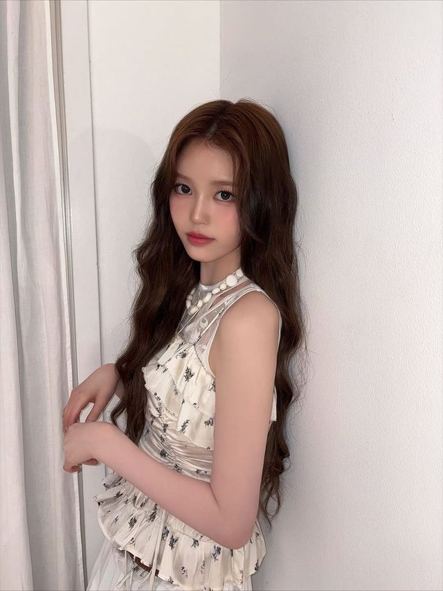 /사진=이즈나 인스타그램