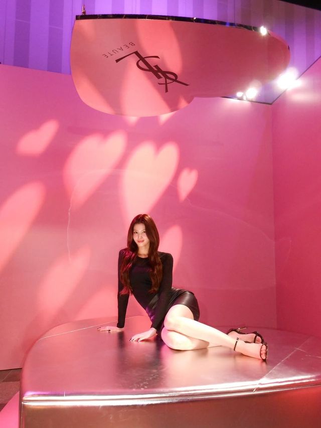 /사진=트와이스 사나 인스타그램