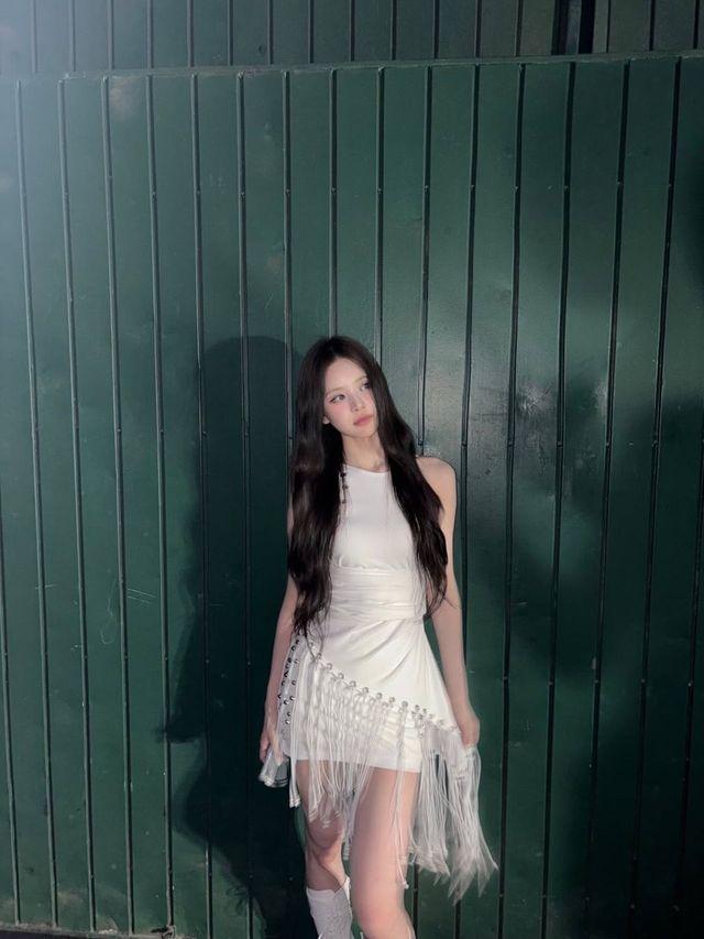 /사진=이즈나 인스타그램