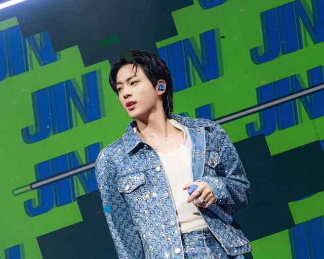 /사진=진(BTS) 인스타그램