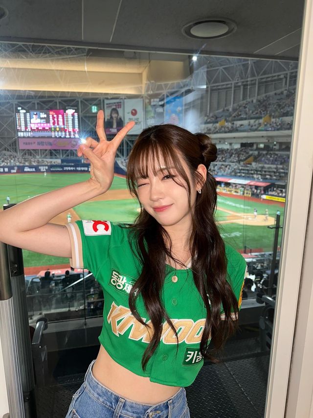 /사진=우아 인스타그램