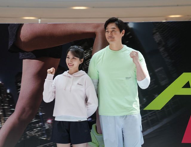 /사진=스케쳐스